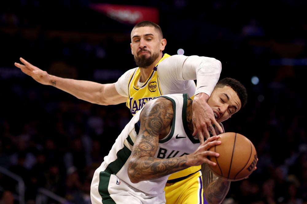 全方位压制 全方位压制